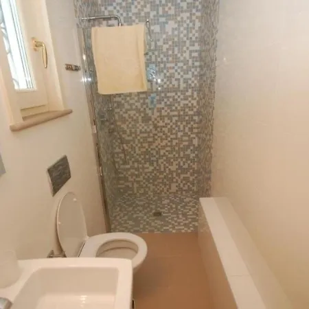Apartment Menton, 2 Pieces, 3 Personnes - Fr-1-196-229 Menton